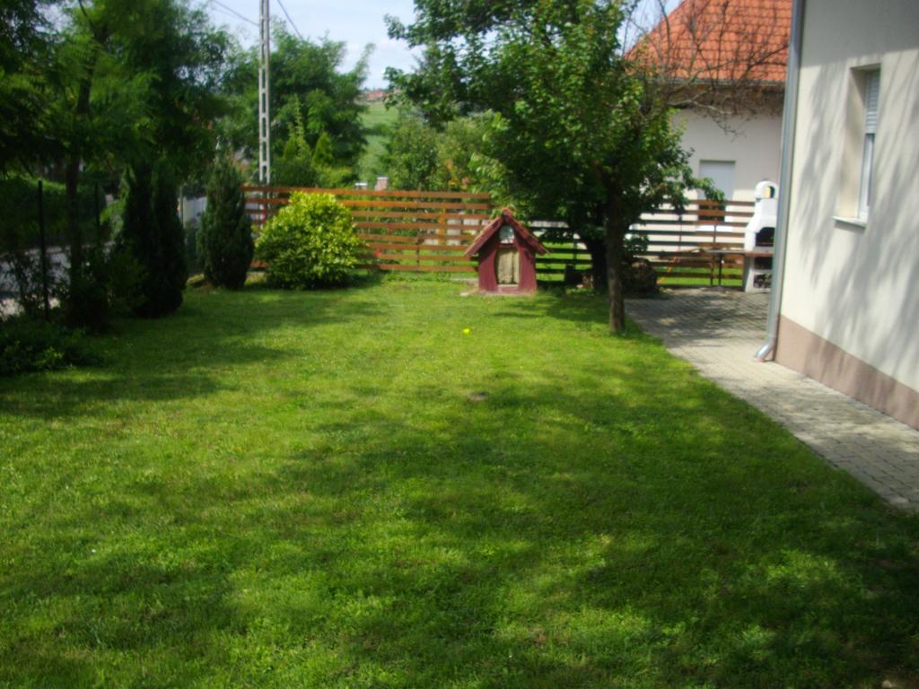 House Heviz Villa Exterior photo